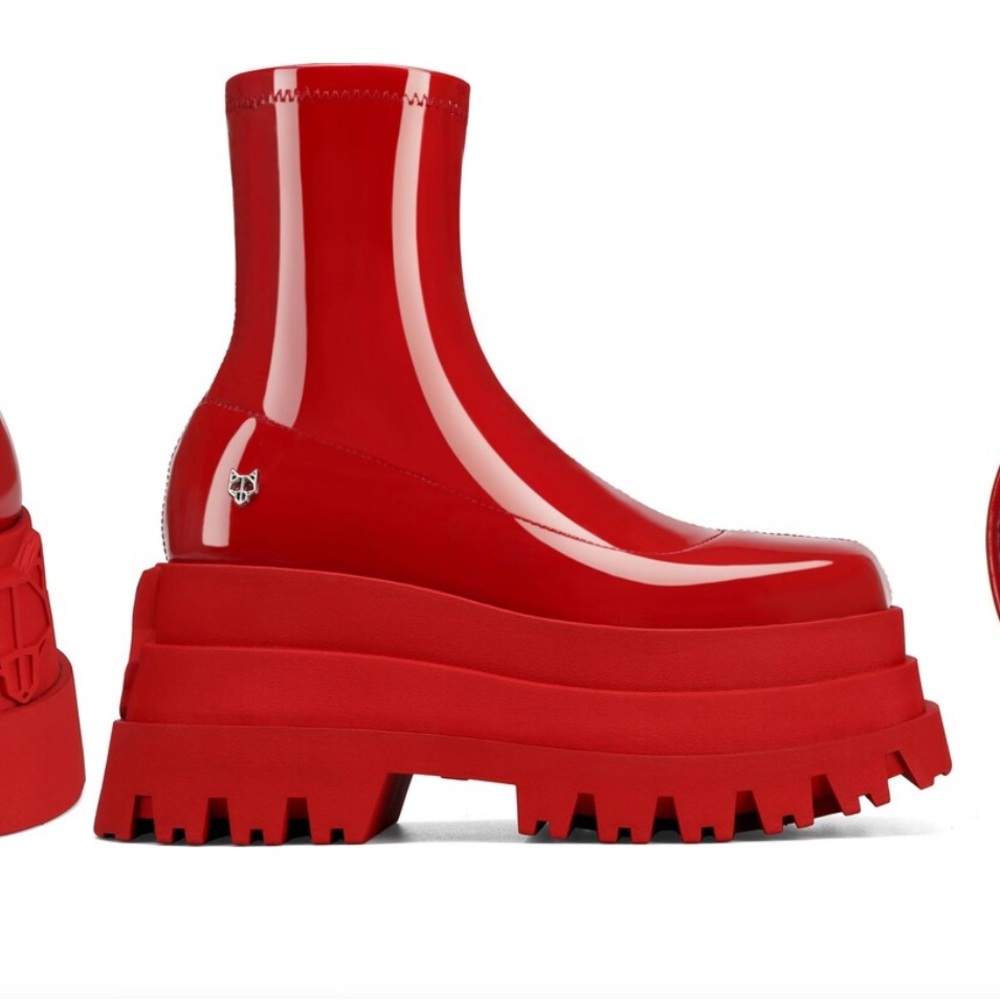 NAKED WOLFE Sassy Chunky Platform Boot Stylish Red Platform Boots